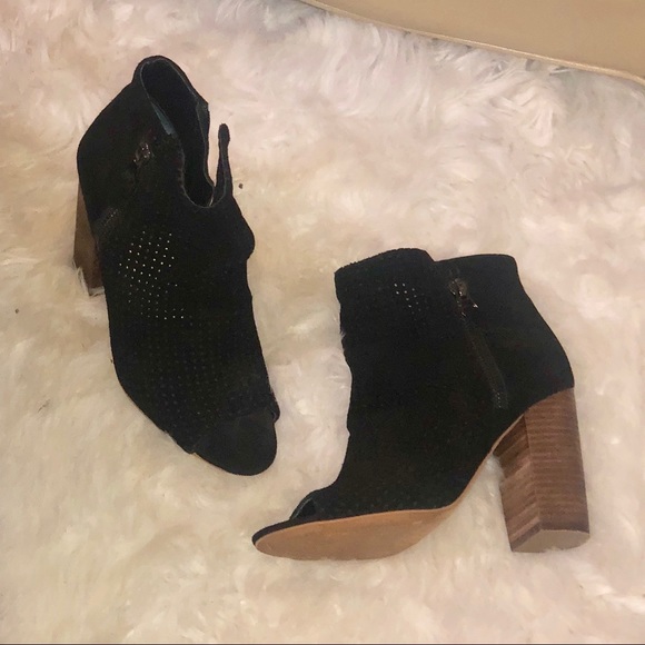 Jessica Simpson slouchy Peep toe booties 5 1/2 - Picture 2 of 6
